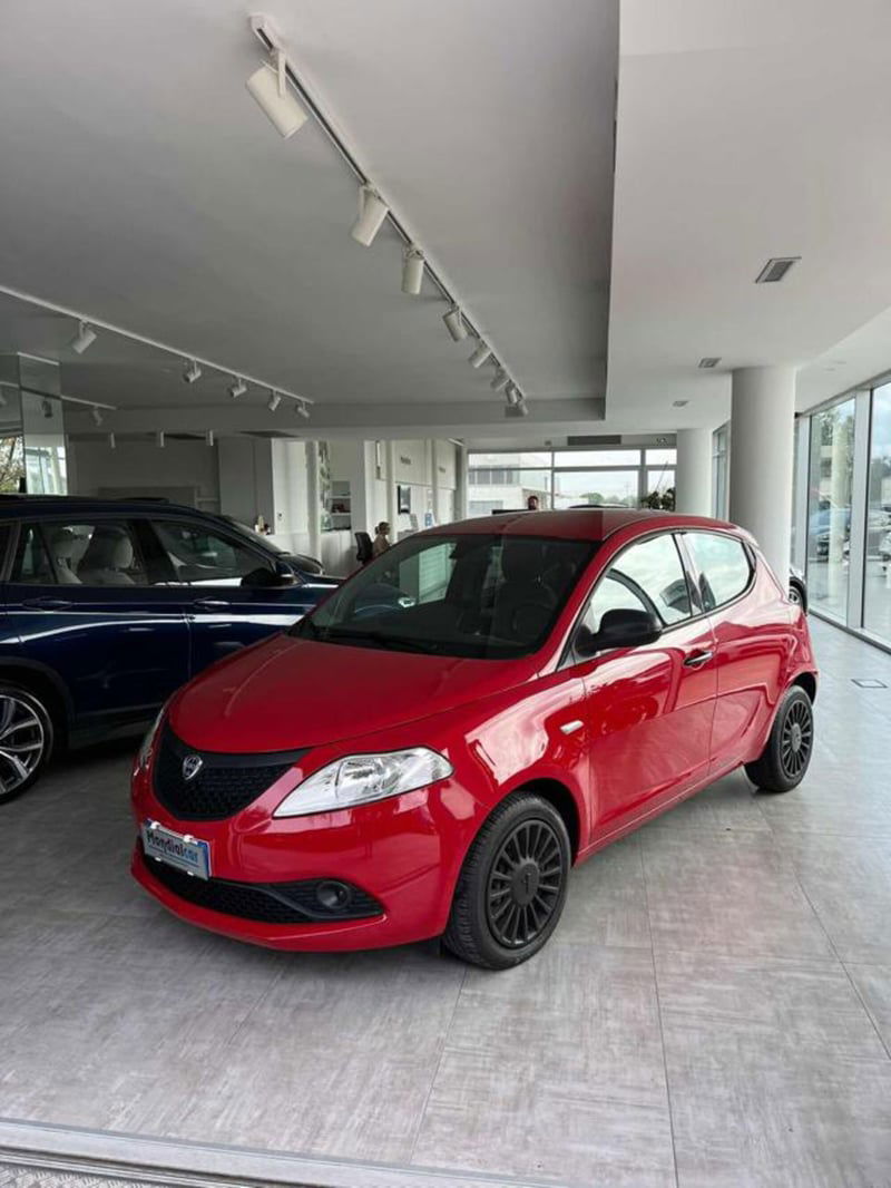 Lancia Ypsilon 1.3 MJT 16V 95 CV 5 porte S&S Elefantino Blu