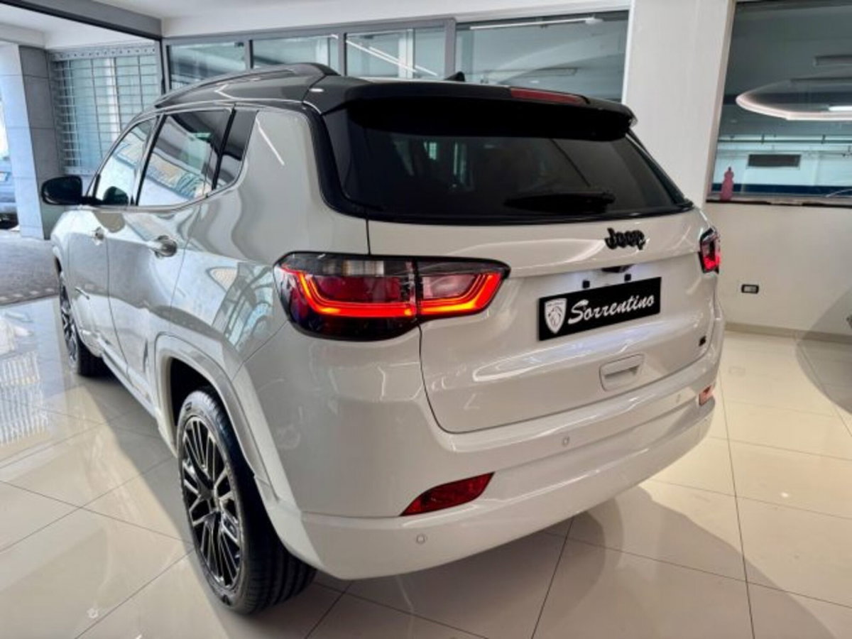 Jeep Compass 1.6 Multijet II 2WD S (10)