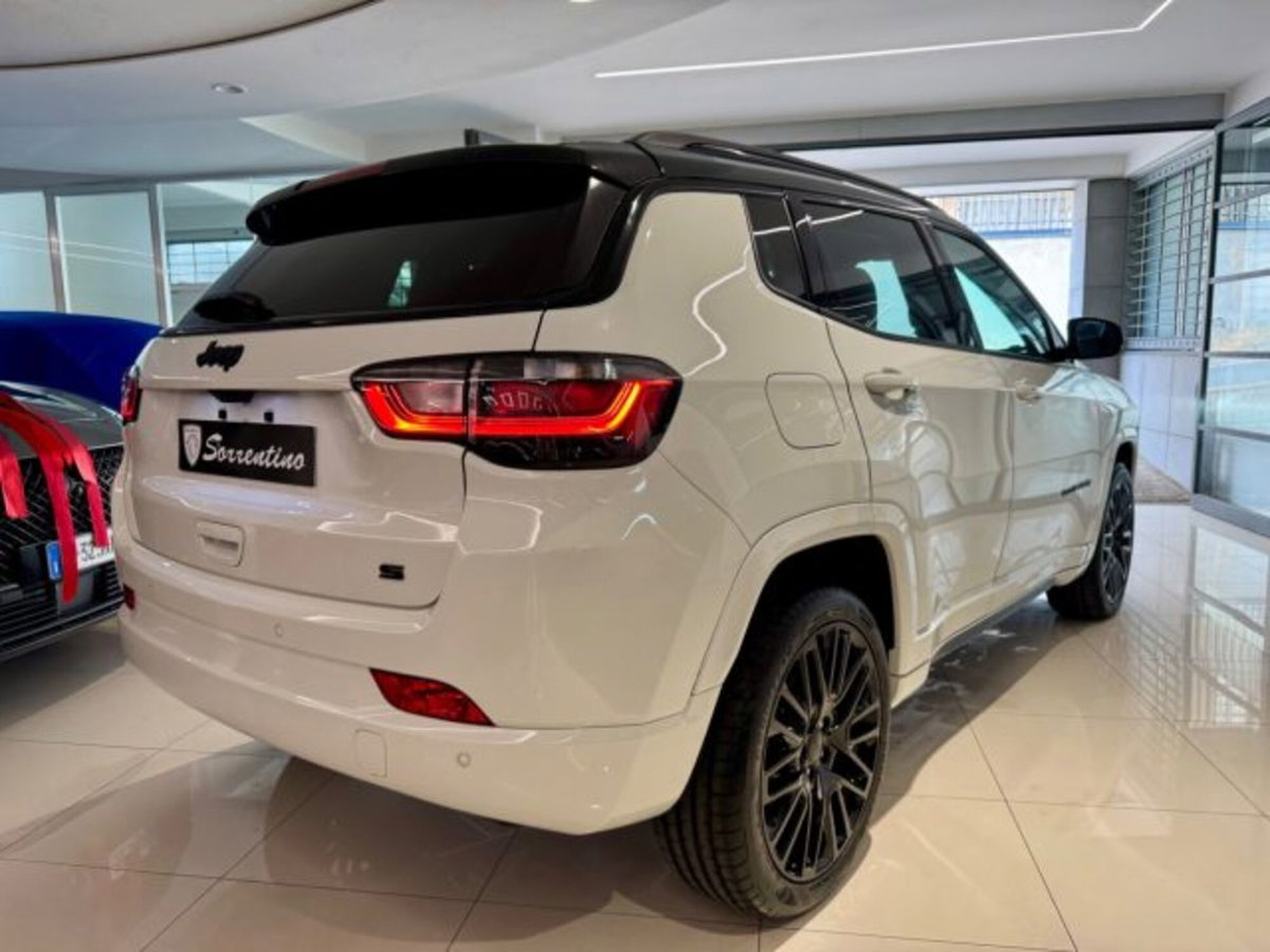Jeep Compass 1.6 Multijet II 2WD S (11)