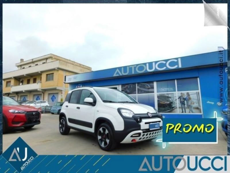 Fiat Panda Cross 1.0 firefly hybrid Cross s&s 70cv 5p.ti