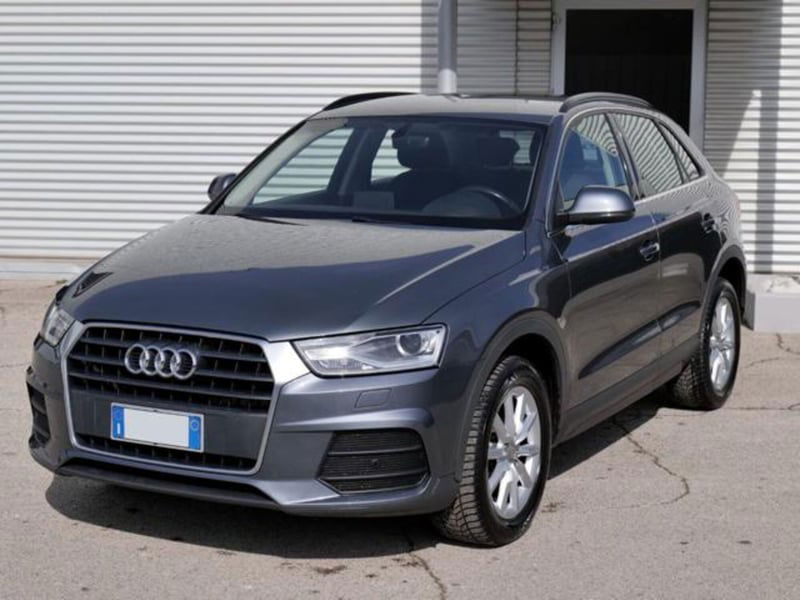 Audi Q3 2.0 TDI 150 CV Business
