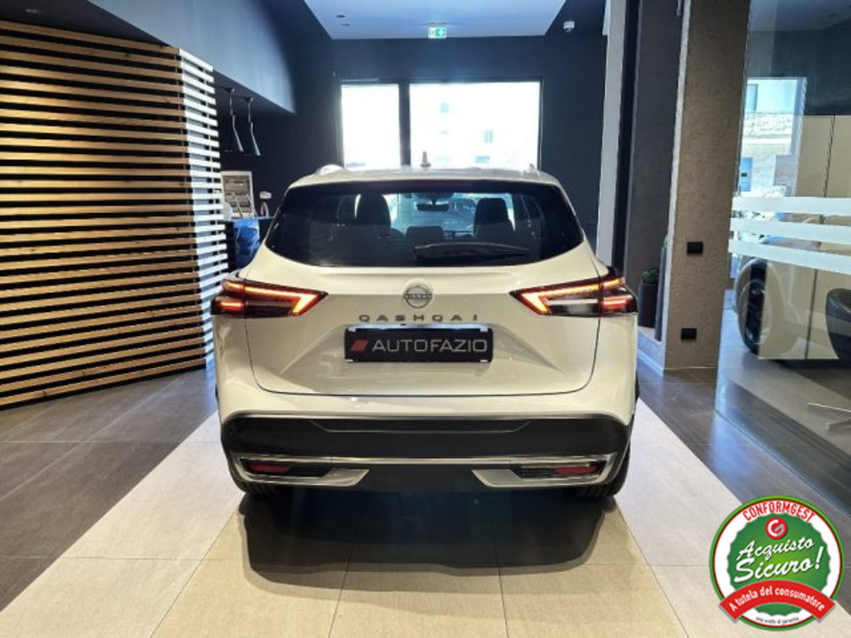 Nissan Qashqai 1.3 mhev N-Connecta 2wd 140cv (15)