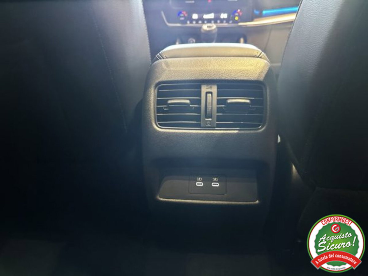 Nissan Qashqai 1.3 mhev N-Connecta 2wd 140cv (19)