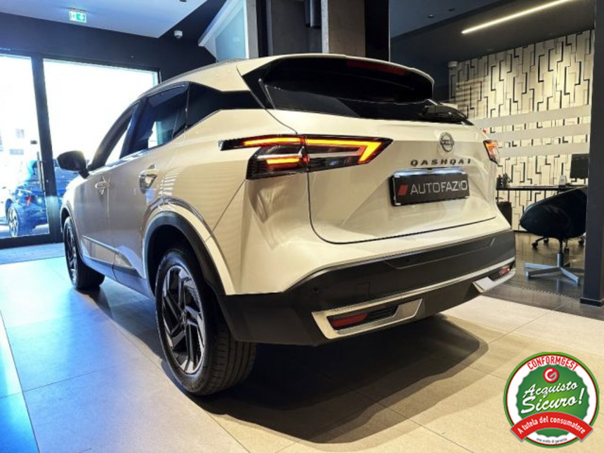 Nissan Qashqai 1.3 mhev N-Connecta 2wd 140cv (9)