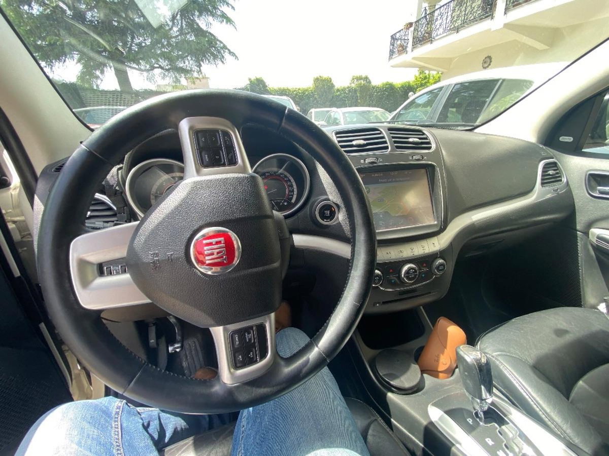 Fiat Freemont 2.0 Mjt 170 CV 4x4 Automatica Cross (9)