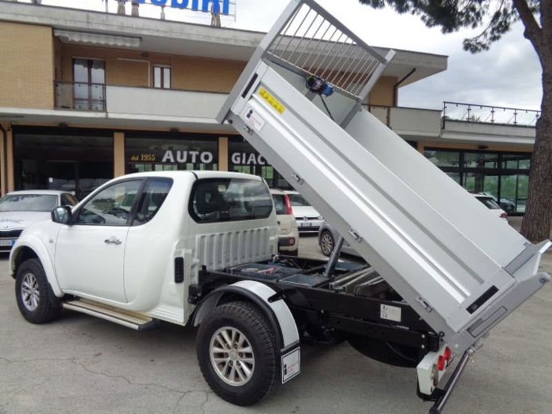 Mitsubishi L200 2.5 DI-D 178 CV Double Cab Intense Plus