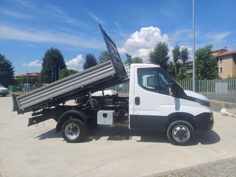 Iveco Daily Telaio 35C12 2.3 Hpi PLM-RG Cabinato