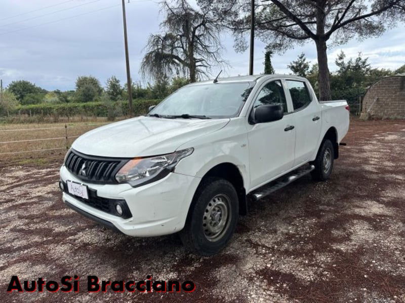Mitsubishi L200 2.4 DI-D/154CV Double Cab Inform