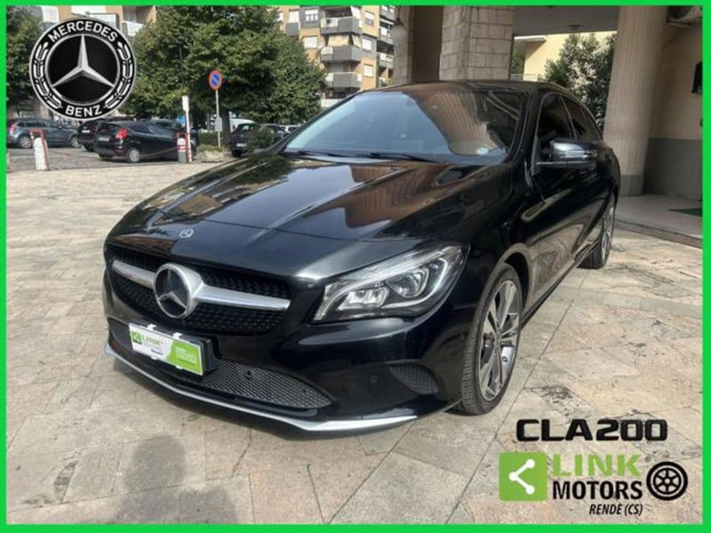Mercedes-Benz CLA Shooting Brake 200 d Automatic Business