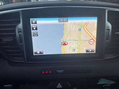 Kia Sportage 2.0 CRDI VGT AWD Feel Rebel (12)
