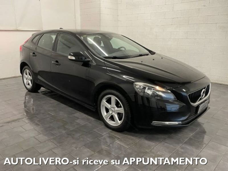 Volvo V40 D2