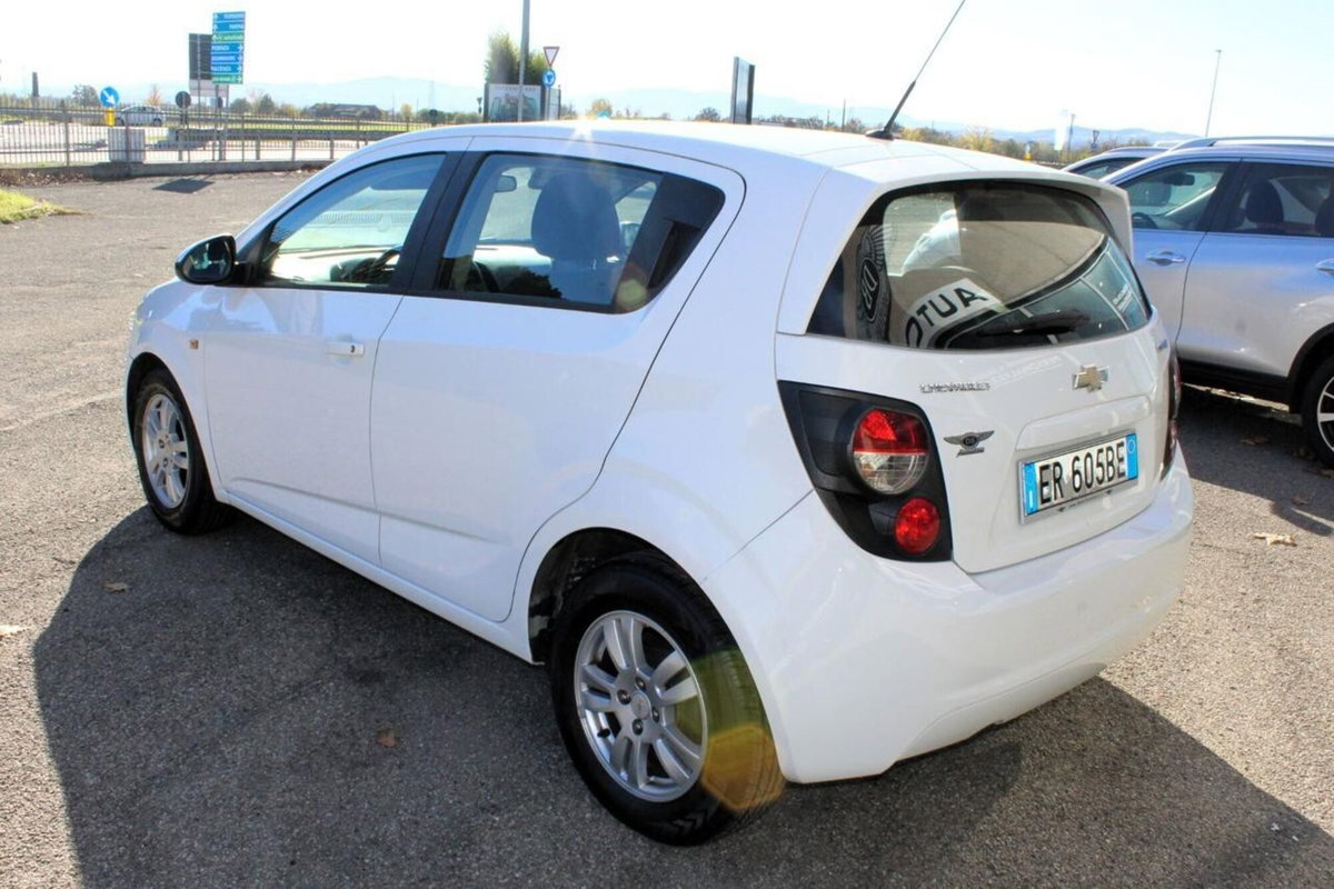 Chevrolet Aveo 1.2 86CV GPL 5 porte LS (7)