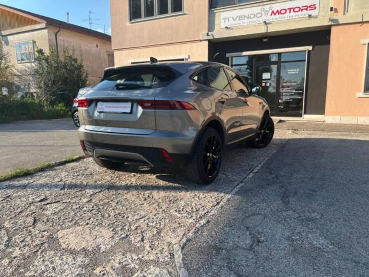 Jaguar E-Pace 2.0D 150 CV (6)