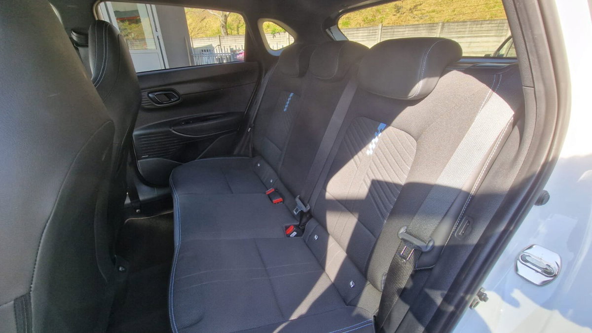 Hyundai i20 1.6 T-GDI MT N-Performance (7)