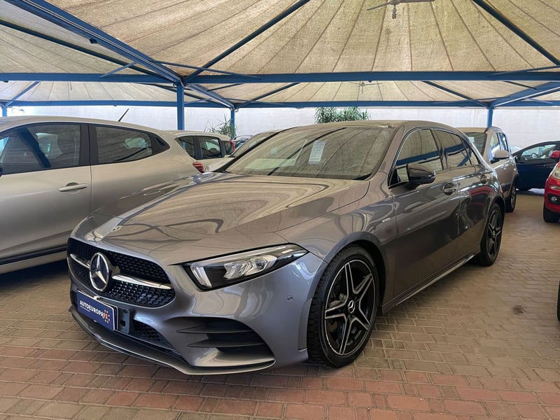 Mercedes-Benz Classe A Sedan 180 d Automatic 4p. Premium