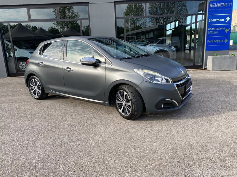 Peugeot 208 100 5 porte Allure