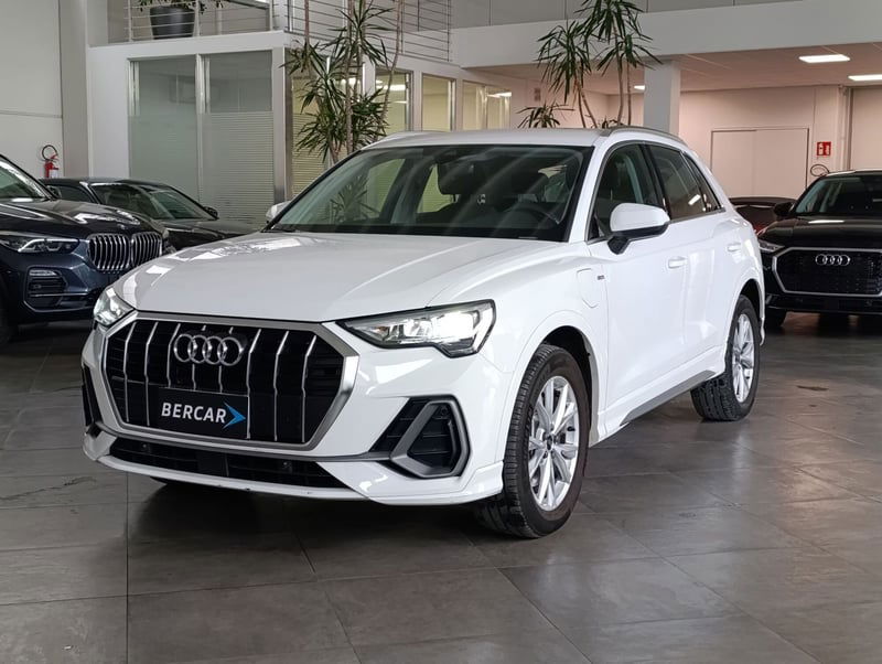 Audi Q3 45 TFSI e S tronic S line edition