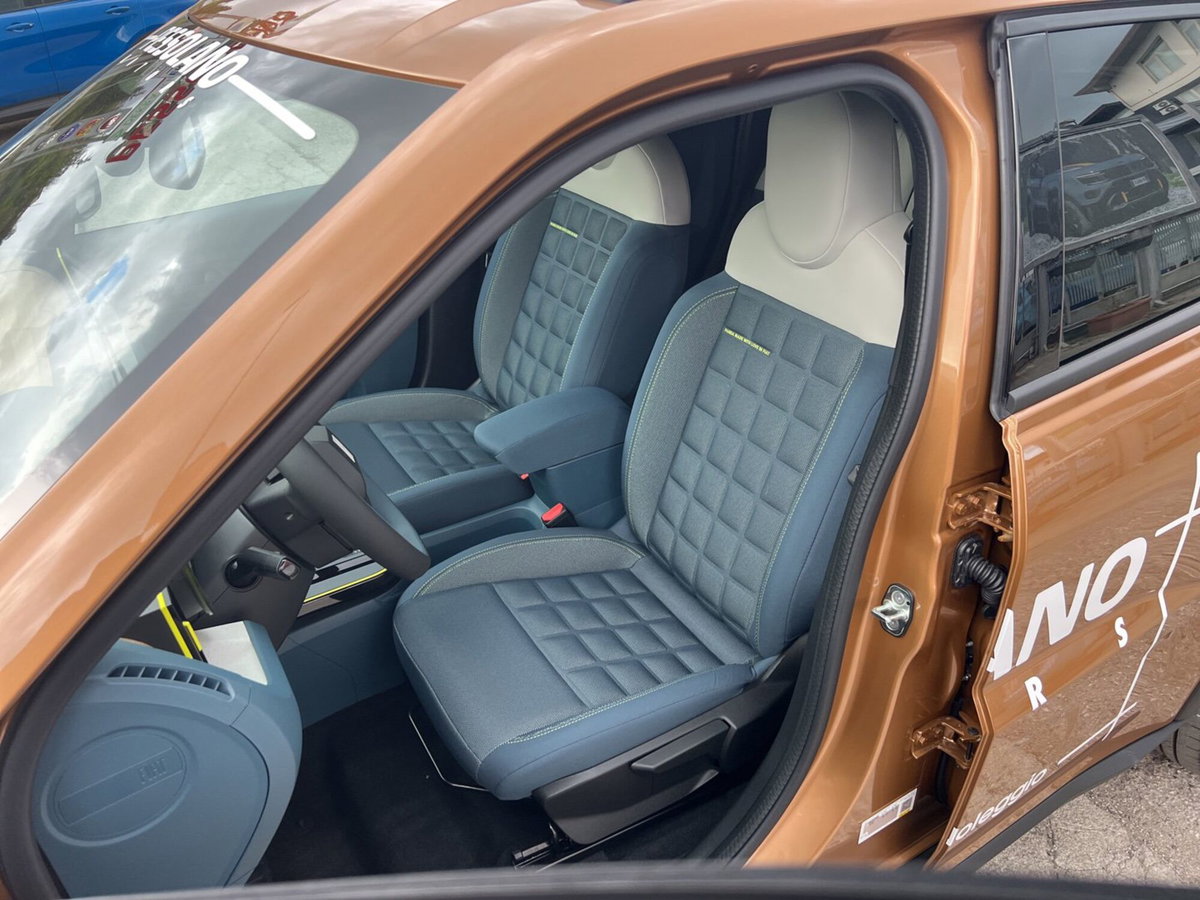 Fiat Grande Panda 44 kWh La Prima (5)