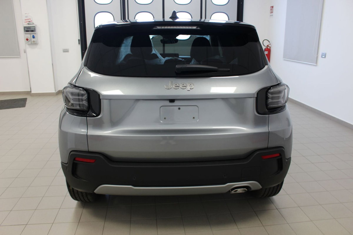 Jeep Avenger 1.2 turbo Summit fwd 100cv (5)