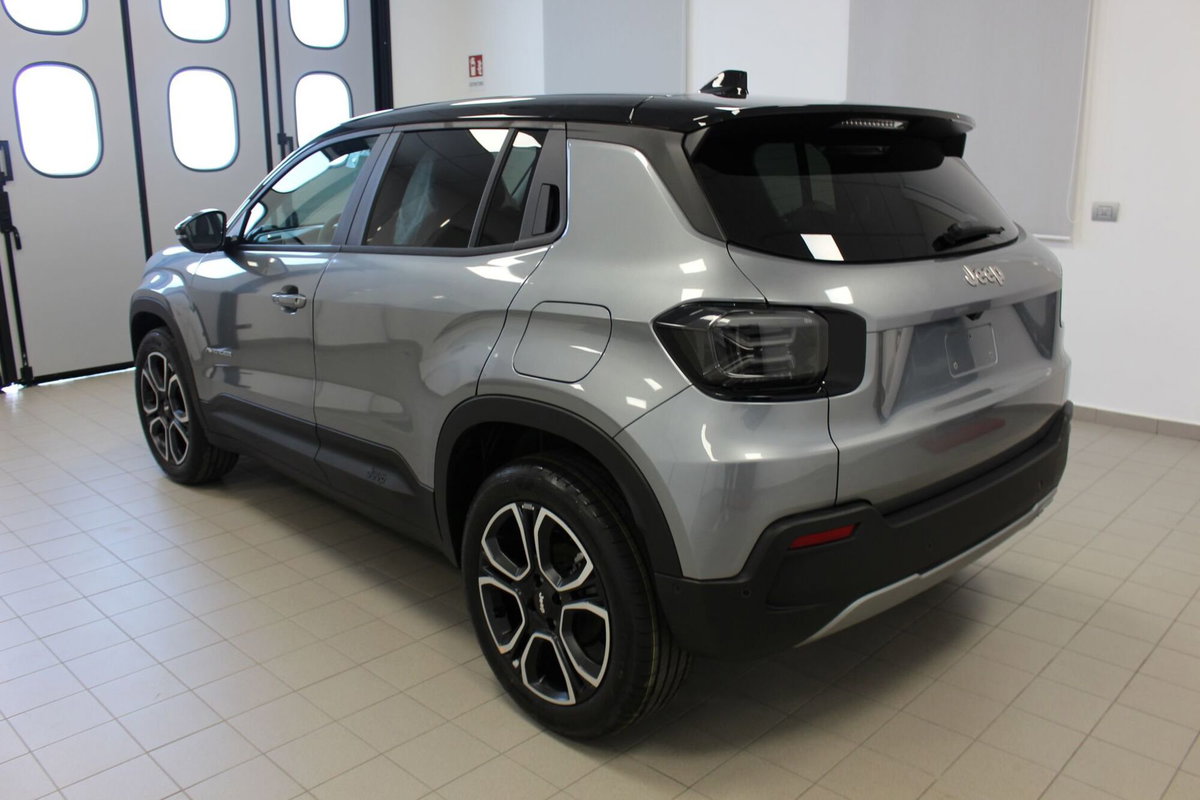 Jeep Avenger 1.2 turbo Summit fwd 100cv (6)