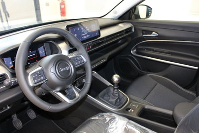 Jeep Avenger 1.2 turbo Summit fwd 100cv (7)