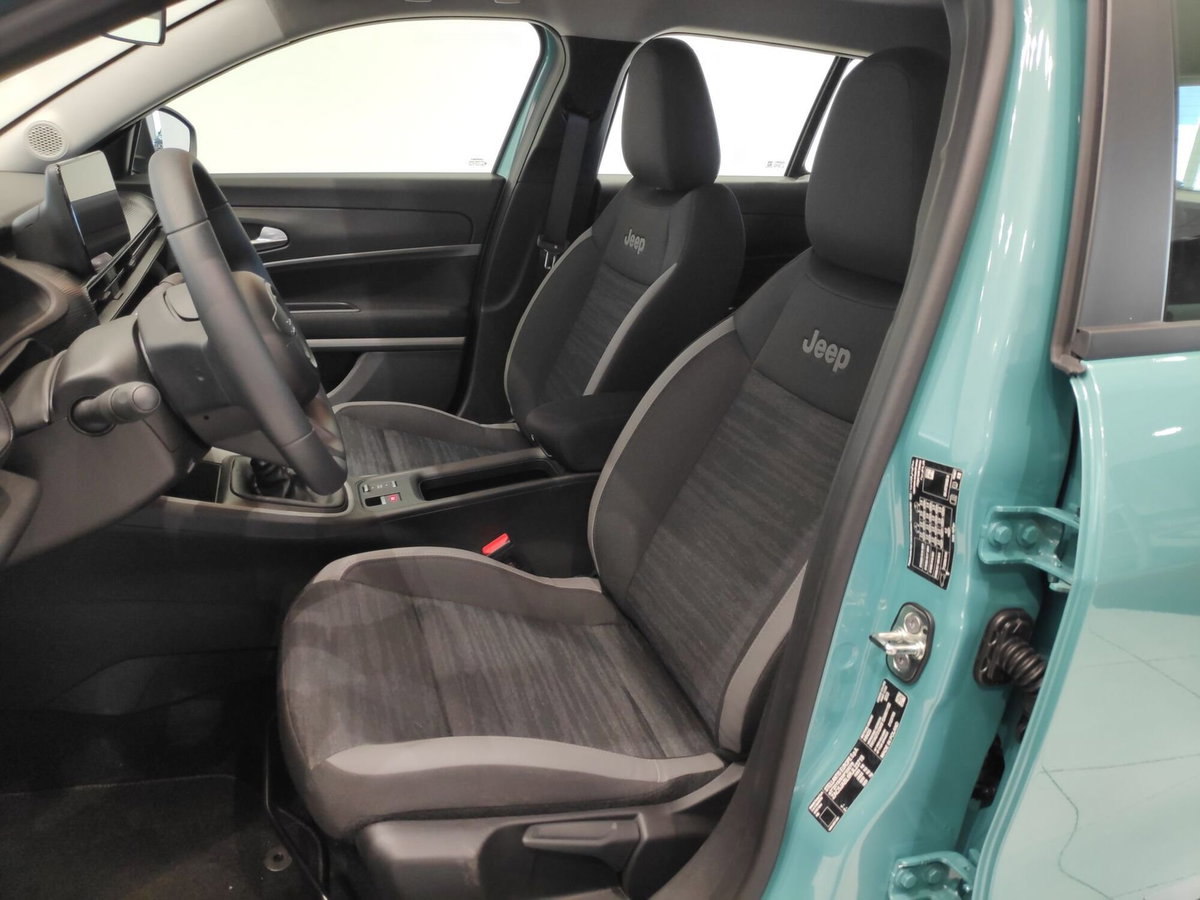 Jeep Avenger 1.2 turbo Summit fwd 100cv (5)