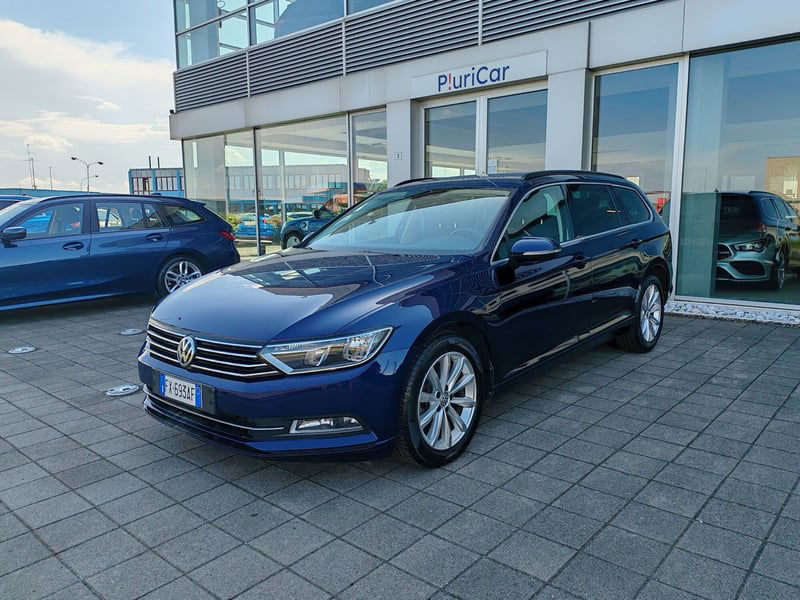 Volkswagen Passat 2.0 tdi scr R-Line 150cv dsg