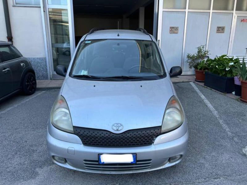 Toyota Yaris 1.3i 16V cat Sol