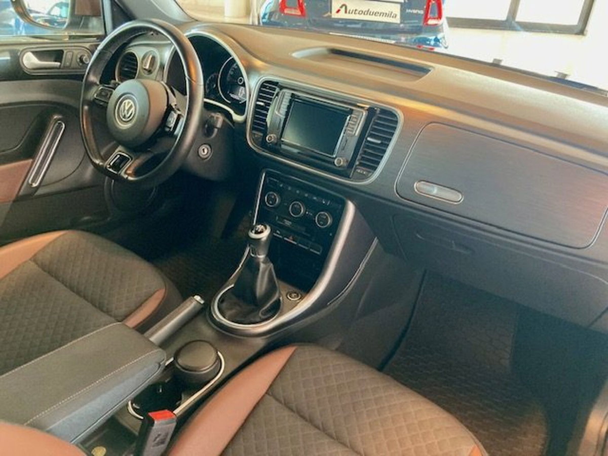 Volkswagen Maggiolino 1.2 TSI Design (13)