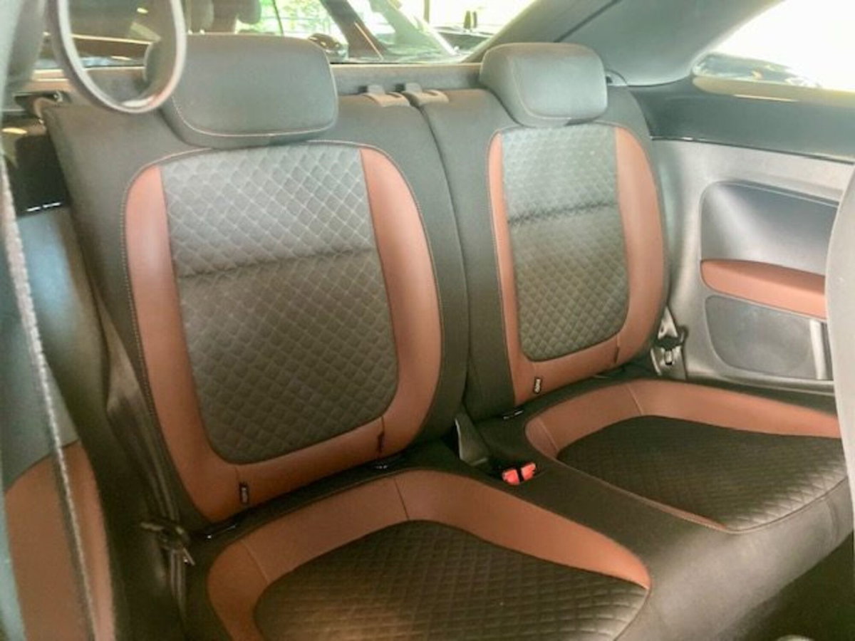 Volkswagen Maggiolino 1.2 TSI Design (15)