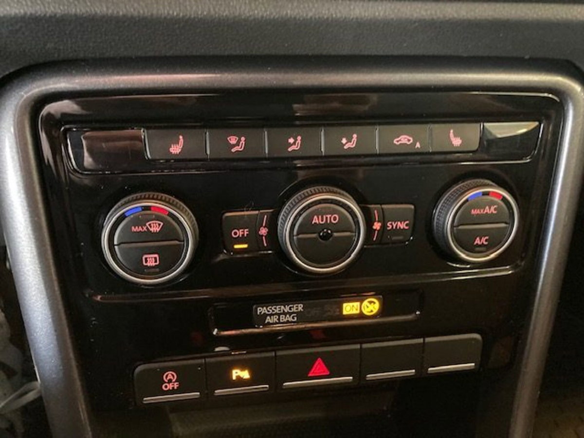 Volkswagen Maggiolino 1.2 TSI Design (17)