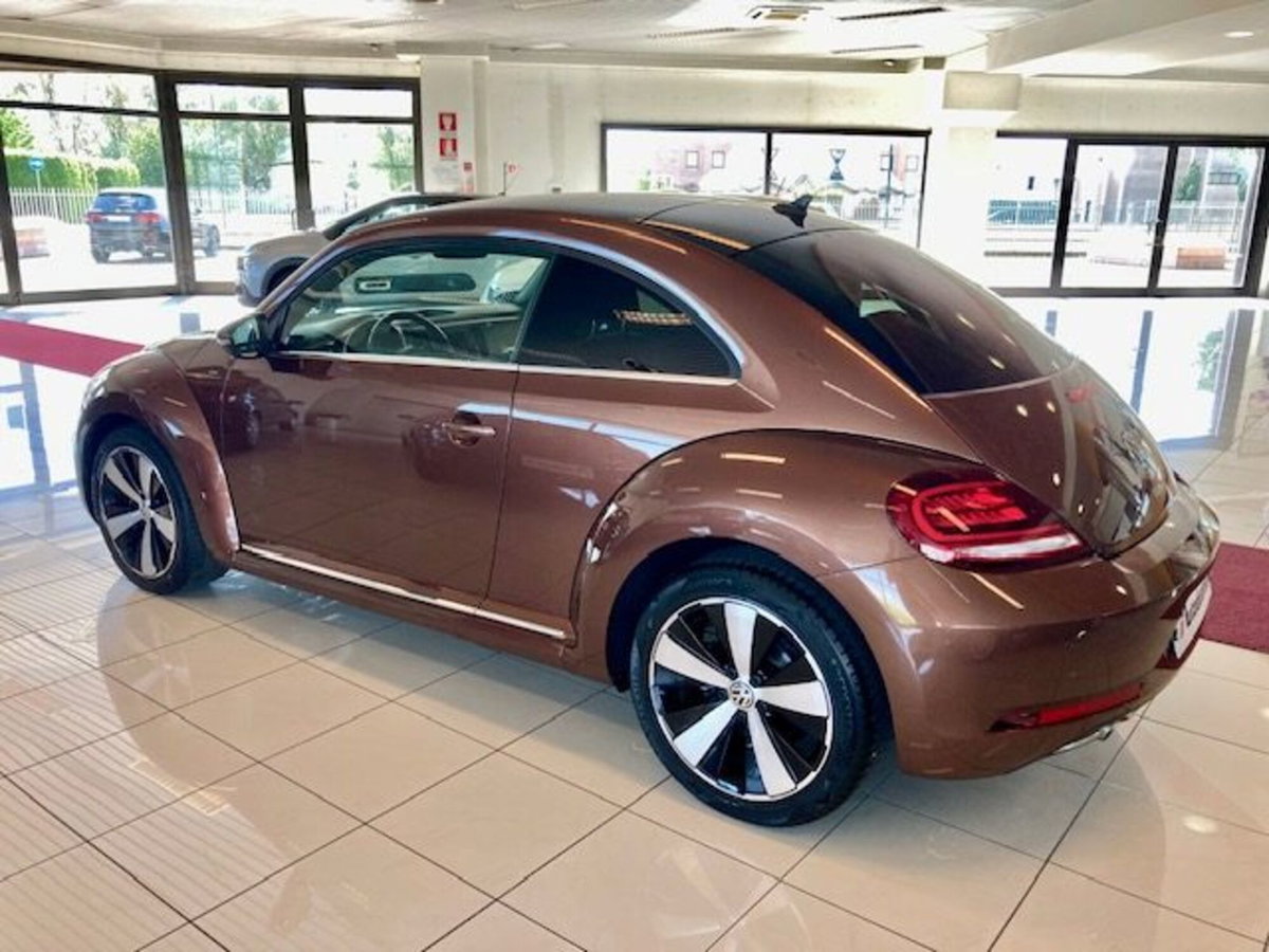 Volkswagen Maggiolino 1.2 TSI Design (6)
