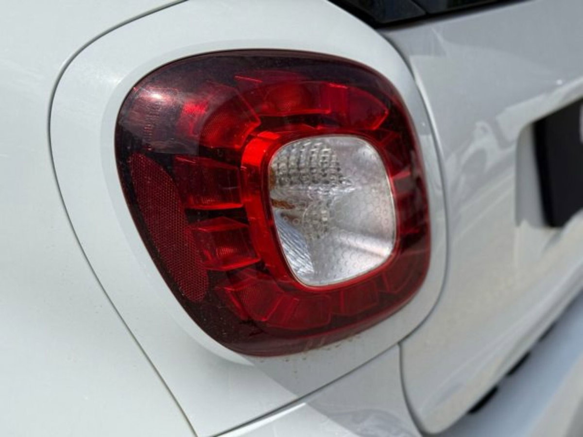 smart Fortwo 70 1.0 Passion (9)
