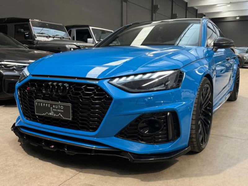 Audi RS 4 Avant 4