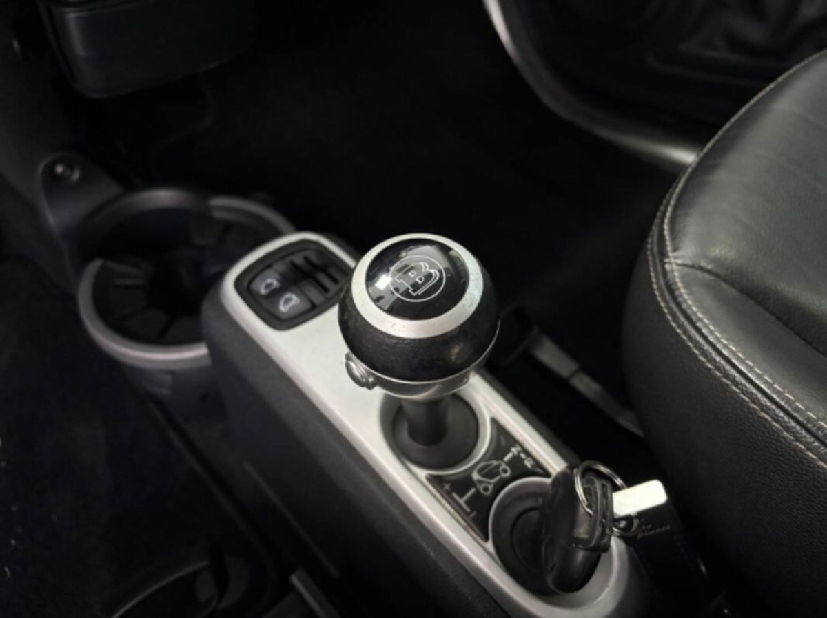 smart Fortwo Cabrio 1000 72 kW cabrio BRABUS (15)