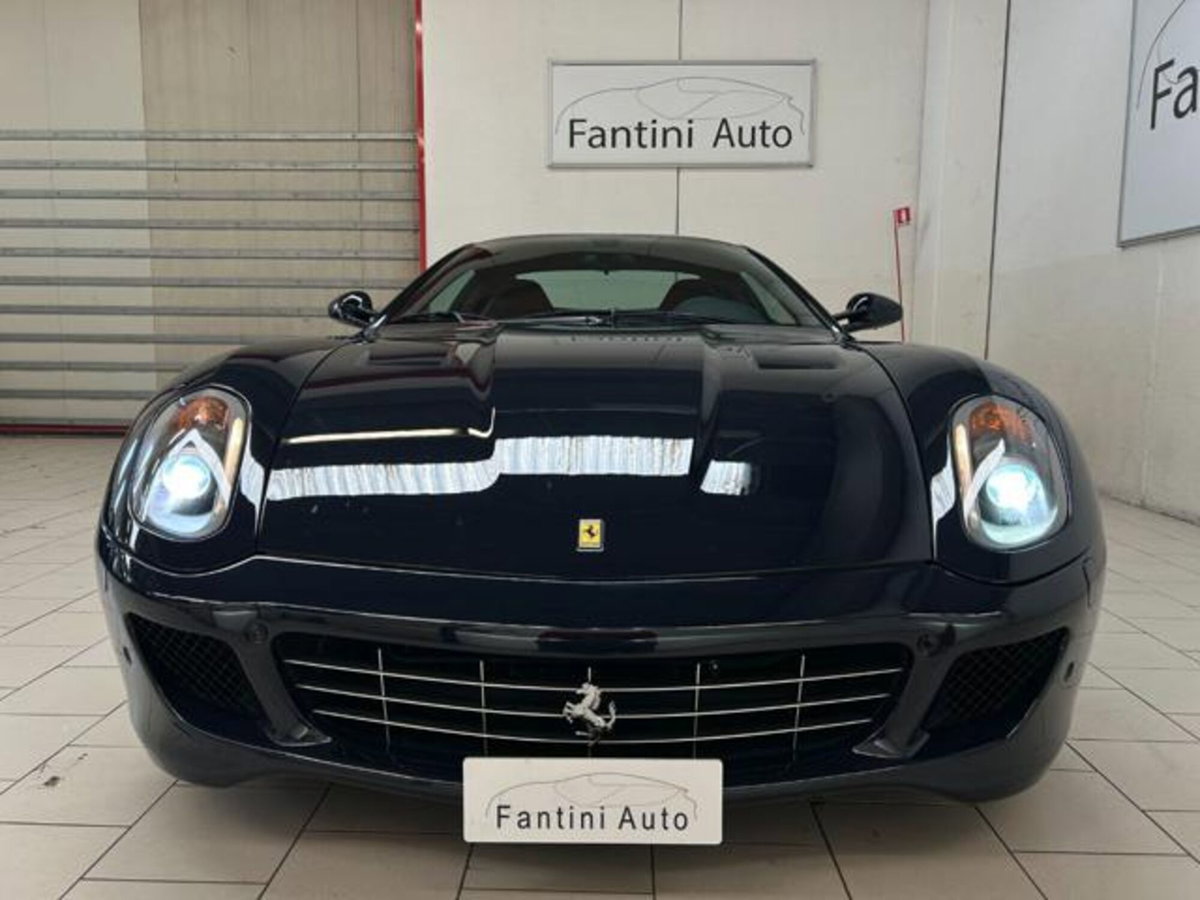Ferrari 599 Coupé 599 GTB Fiorano F1 (2)