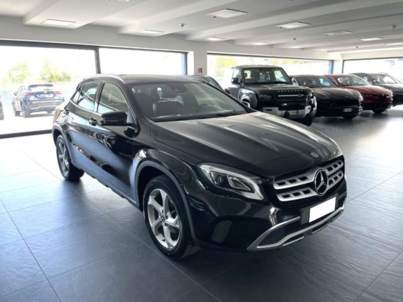 Mercedes-Benz GLA SUV 200 d Sport