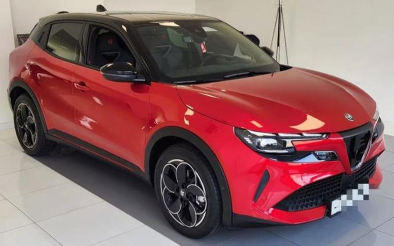 Alfa Romeo Junior 1.2 ibrida Speciale 145cv edct6