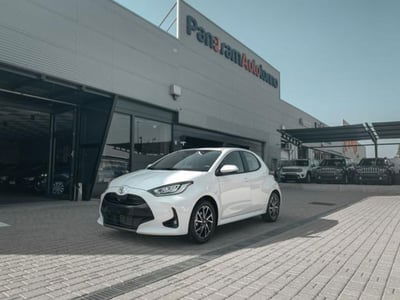 Toyota Yaris 1.5 Hybrid 5 porte Trend nuova