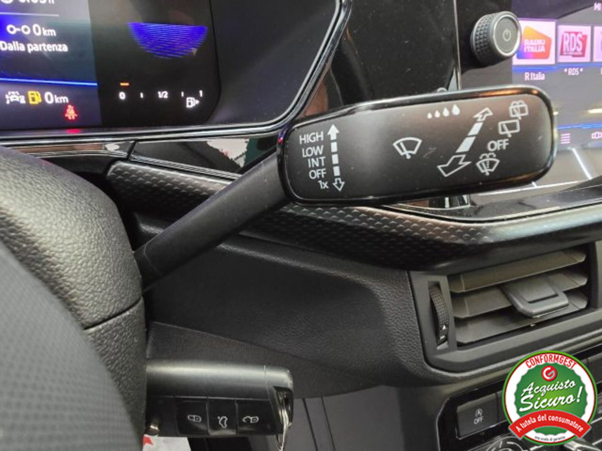 Volkswagen T-Cross 1.0 TSI Style BMT (14)