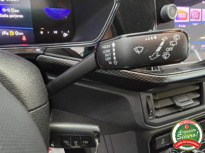 Volkswagen T-Cross 1.0 TSI Style BMT (14)