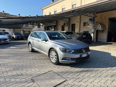 Volkswagen Passat Variant 2.0 TDI DSG Executive BlueMotion Tech. usata