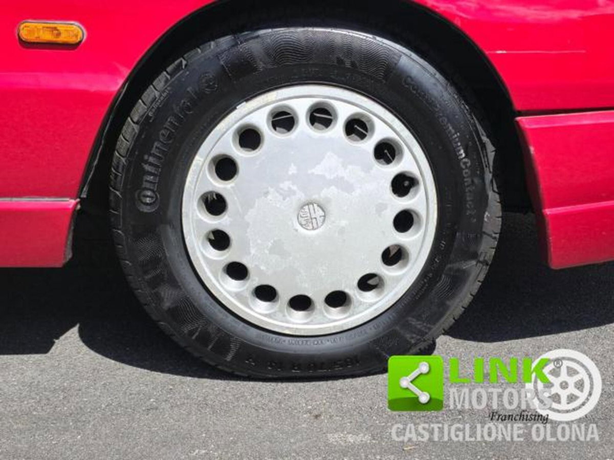 Alfa Romeo Spider 1.6 (11)