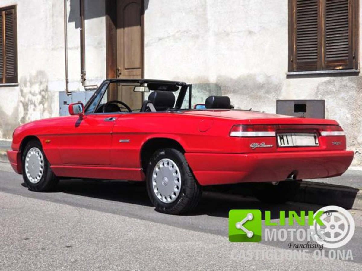 Alfa Romeo Spider 1.6 (2)