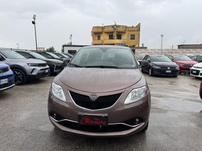Lancia Ypsilon 0.9 TwinAir 85 CV 5 porte Metano Ecochic Gold usata