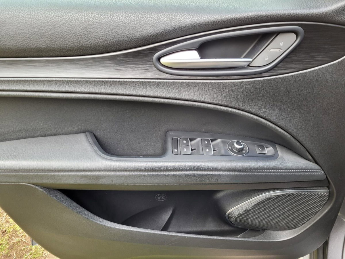 Alfa Romeo Stelvio Stelvio 2.2 Turbodiesel 180 CV AT8 RWD Business (6)