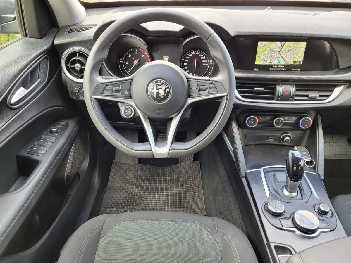 Alfa Romeo Stelvio Stelvio 2.2 Turbodiesel 180 CV AT8 RWD Business (7)