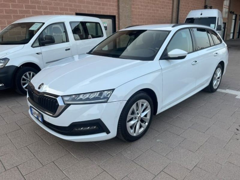Skoda Octavia Station Wagon 2.0 TDI EVO SCR DSG Wagon Executive
