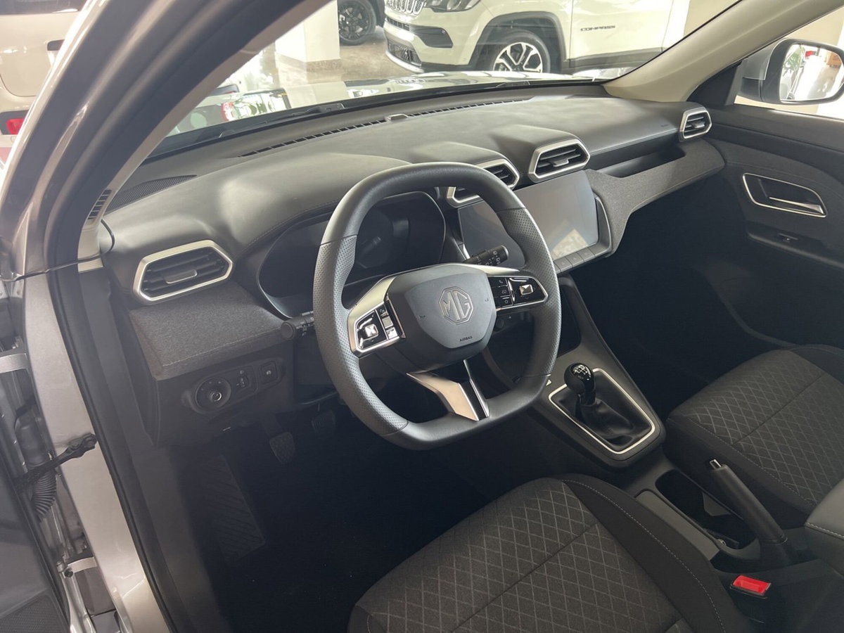 Mg ZS 1.5 hybrid+ Standard auto (2)