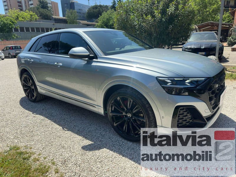 Audi Q8 Q8 50 TDI 286 CV quattro tiptronic Sport